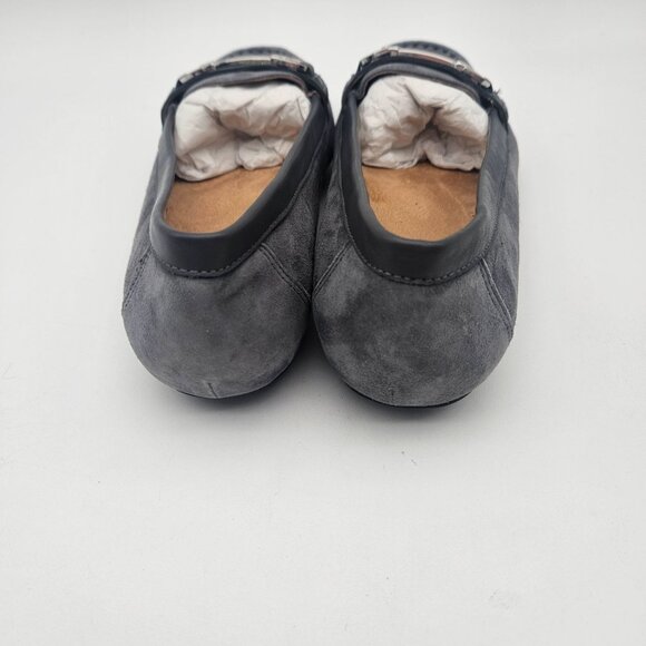 Vionic Kenya Gray Suede Loafer Shoes Silver Hardware Womens Sz 6.5 NEW - Picture 6 of 8